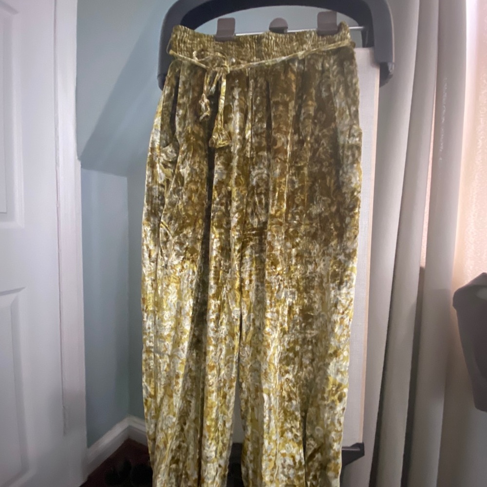 Crushed velvet joggers